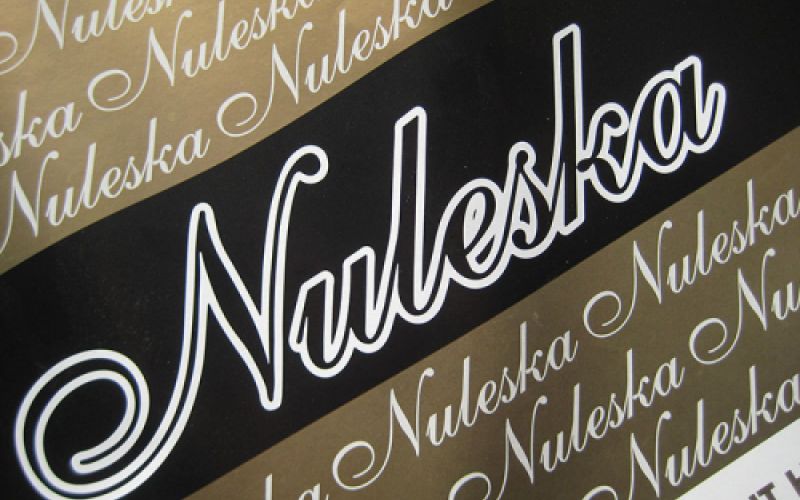 Etiqueta de marca Naleska